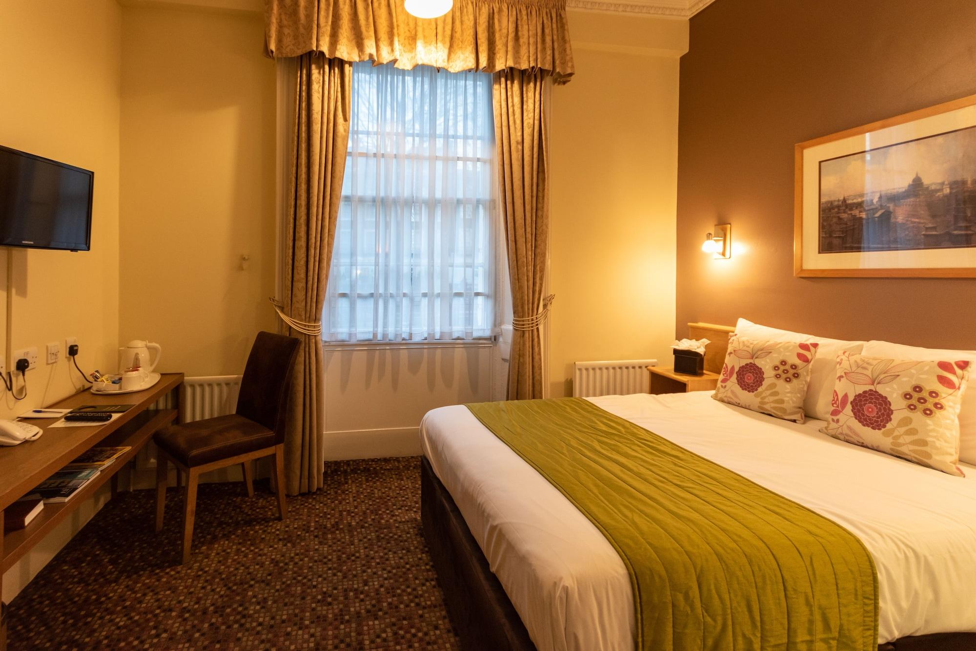 The Darlington Hyde Park Hotel 3*