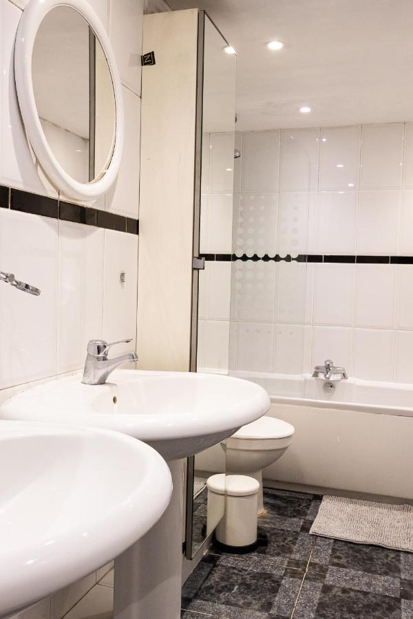 Holiday home Gorgeous 4 Bedroom 5 Bathrooms House In Marble Arch, Near Oxford Street London