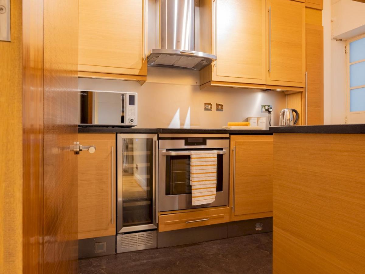 Apartment Pass The Keys Spacious 2 Bed Flat By South Kensington Station *