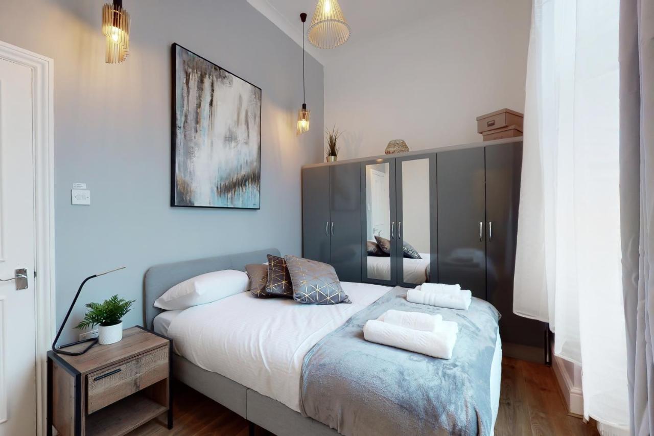 Amazing 1 Bed Near Kilburn Jubilee Line Apartment *