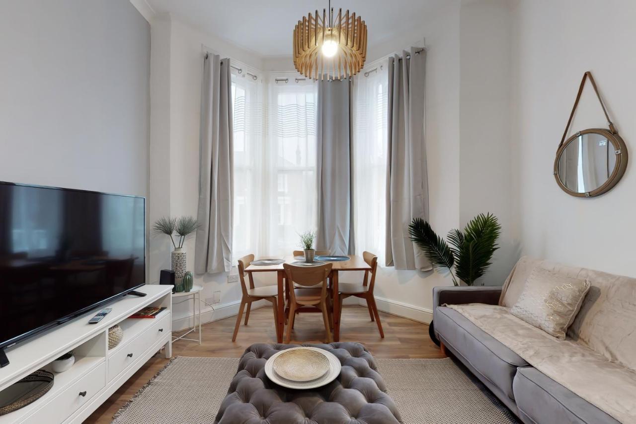 Appartement Amazing 1 Bed Near Kilburn Jubilee Line Londen