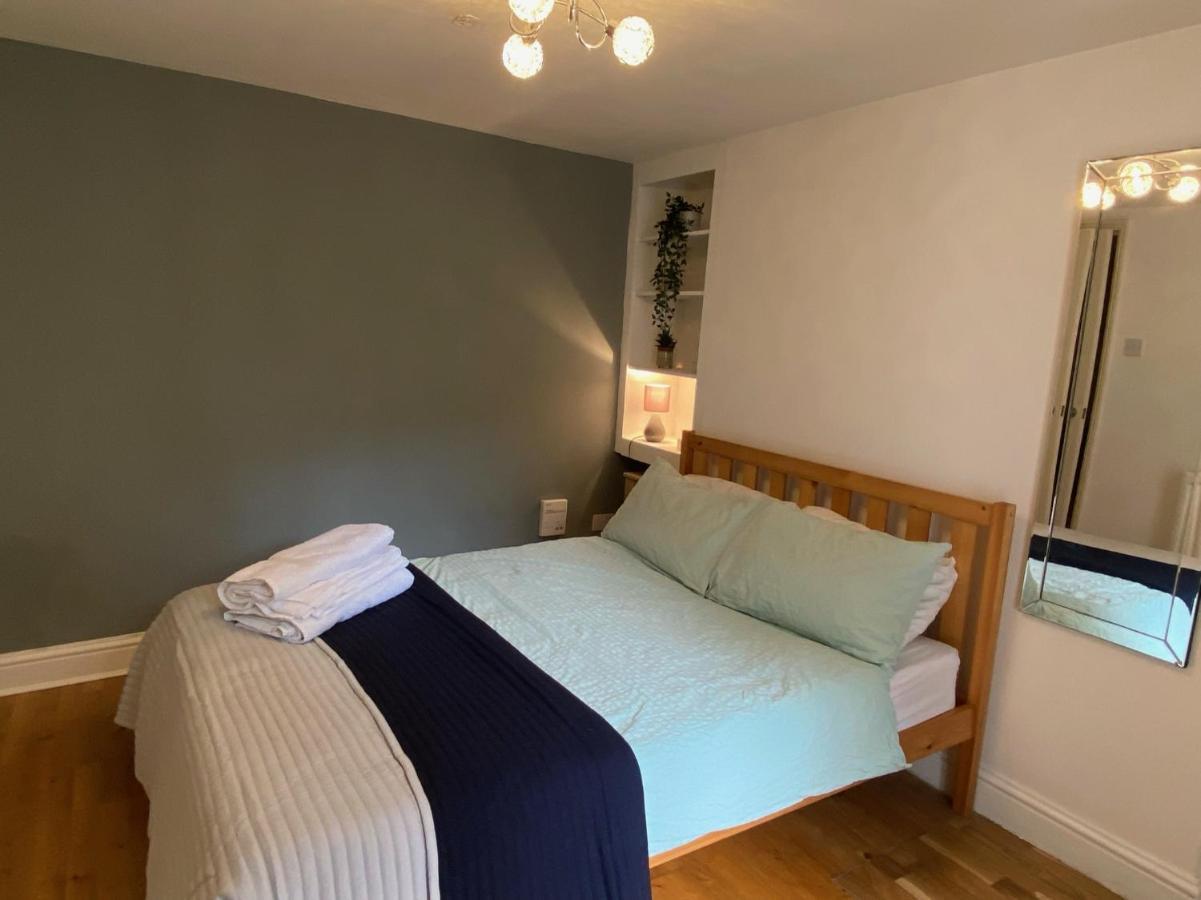 Apartment Spacious 2-bed Flat With Garden, 3 Minutes Walk From Oval Tube Station