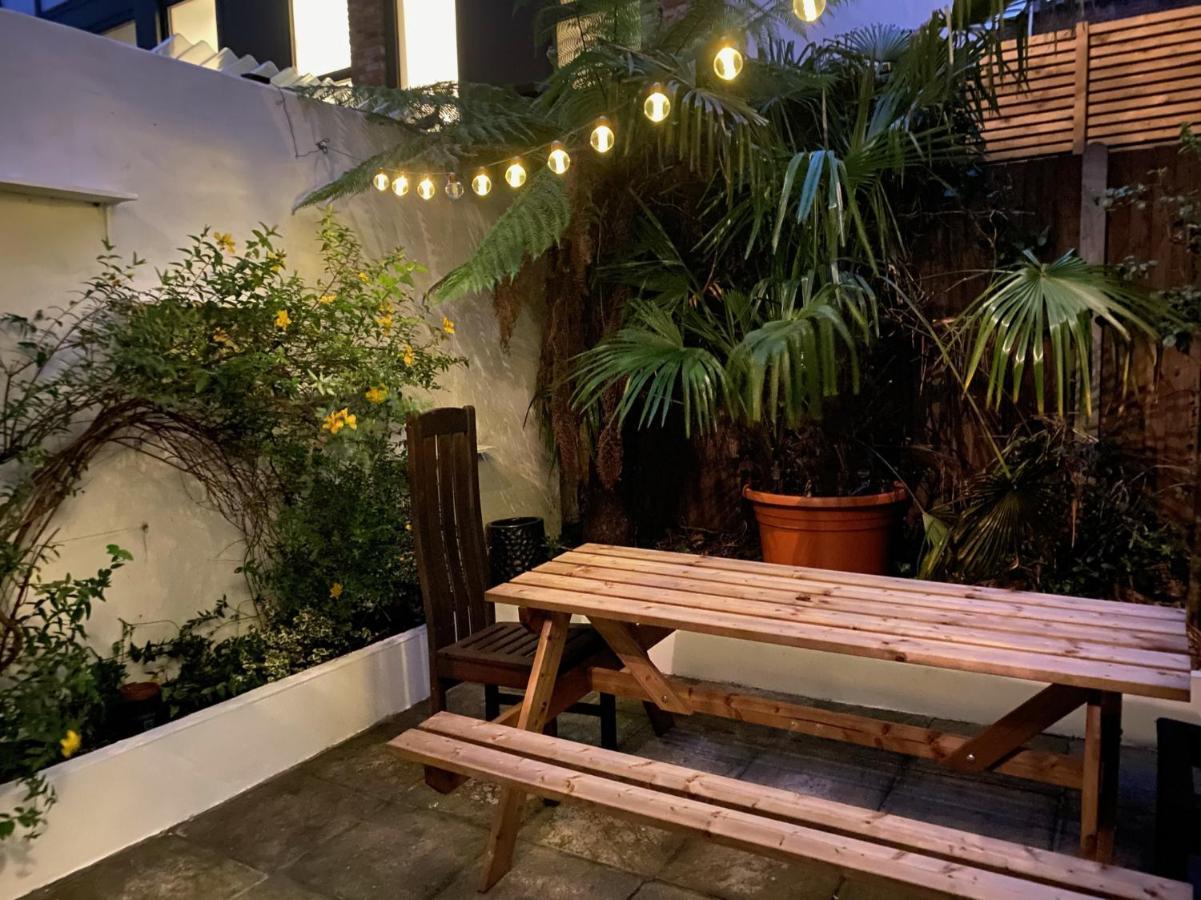 Apartment Spacious 2-bed Flat With Garden, 3 Minutes Walk From Oval Tube Station