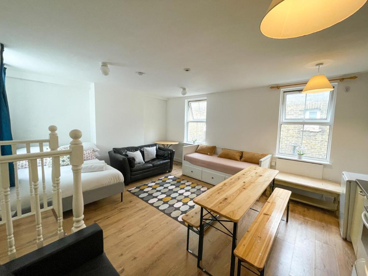 134 Kilburn Road London