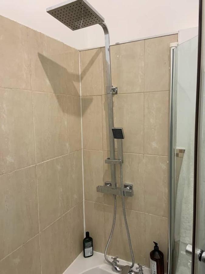 Lovely Spacious 1-bedroom Flat In Tufnell Park Close To Apartamento