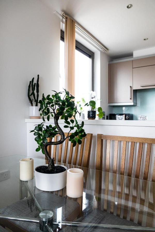 Apartamento - Shadwell - Wrap Around Balcony W Scenic View *