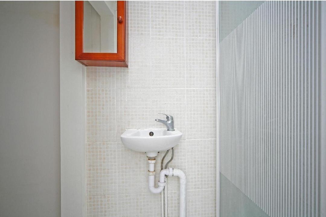 Smart Comfy Single * London