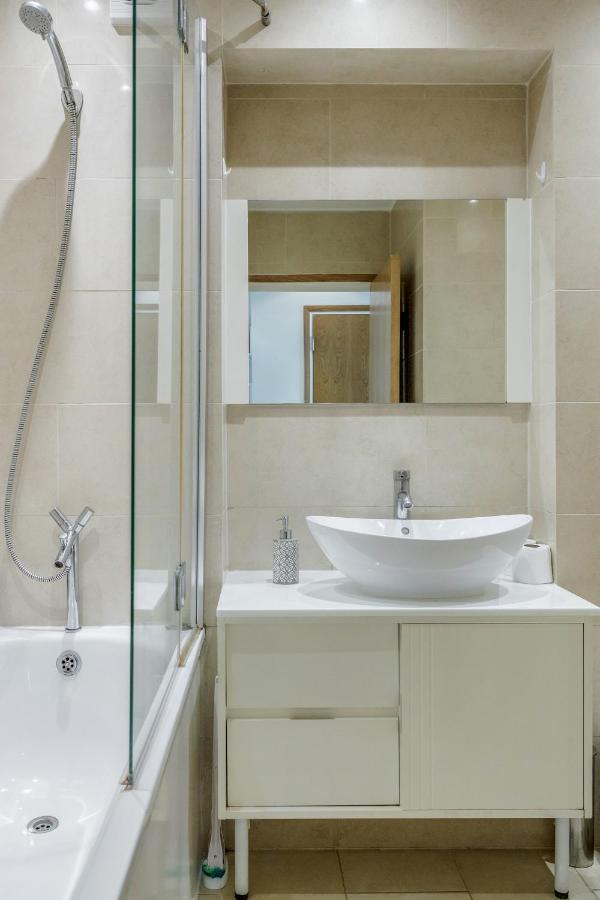 Appartement Holborn, Lovely And Bright For 4 Londen