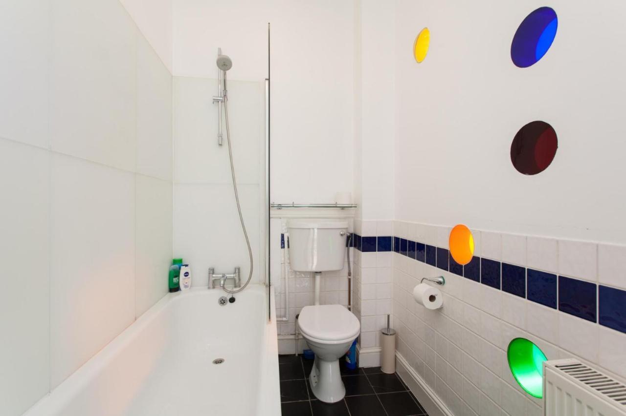 Large Shoreditch 2dbl Bed Loft Londen