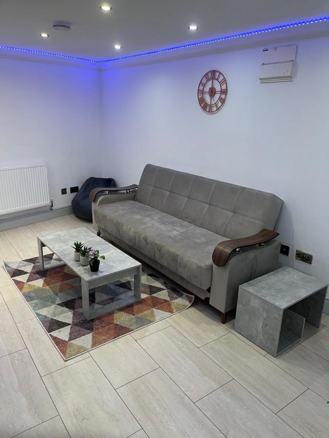 Cosy Serviced 1 Bedroom In * Londen