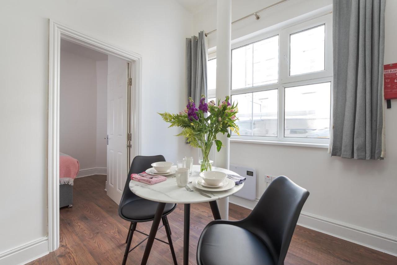 Earl's Court By Capital London