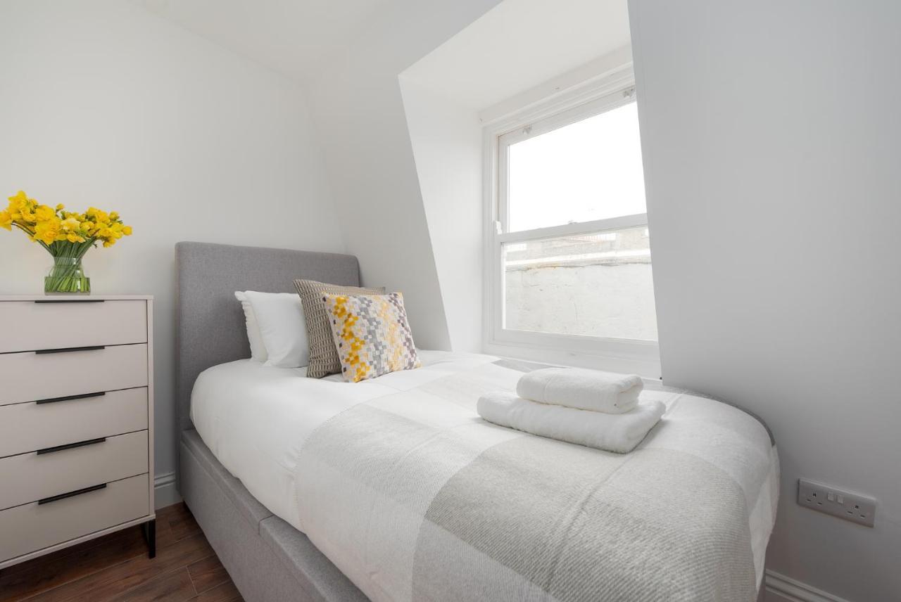 Earl's Court By Capital * Londen