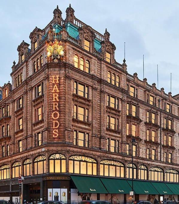 Harrods Luxury Apartment London