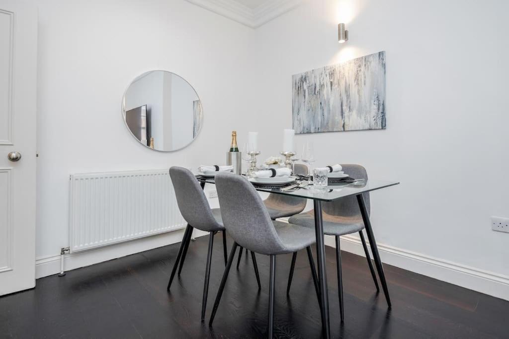 Harrods Luxury Apartment London
