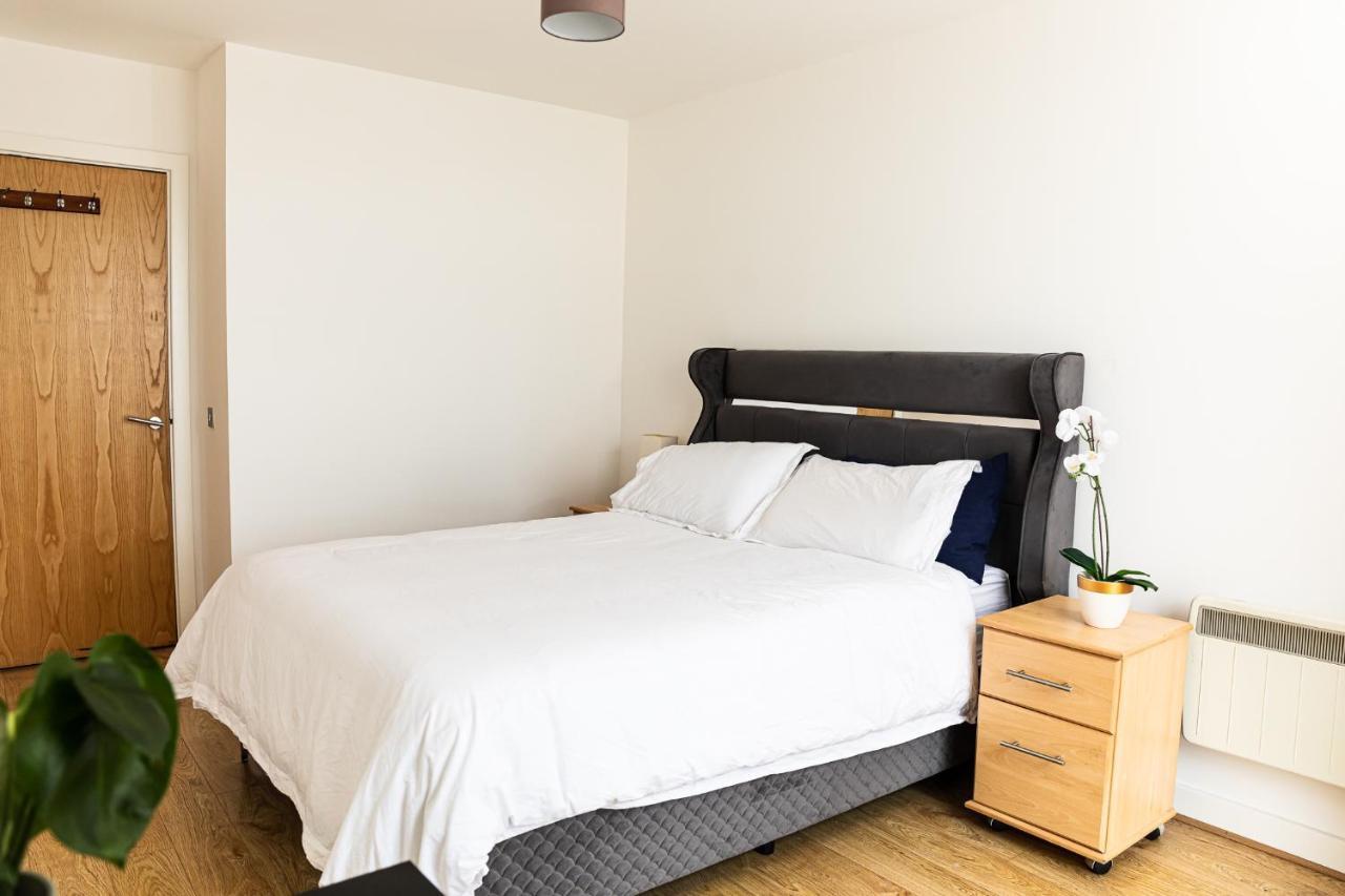 - Shadwell - Wrap Around Balcony W Scenic View Londres