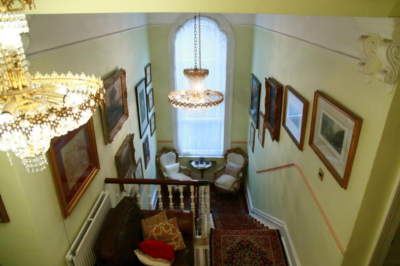 Bed & Breakfast Juliette's London