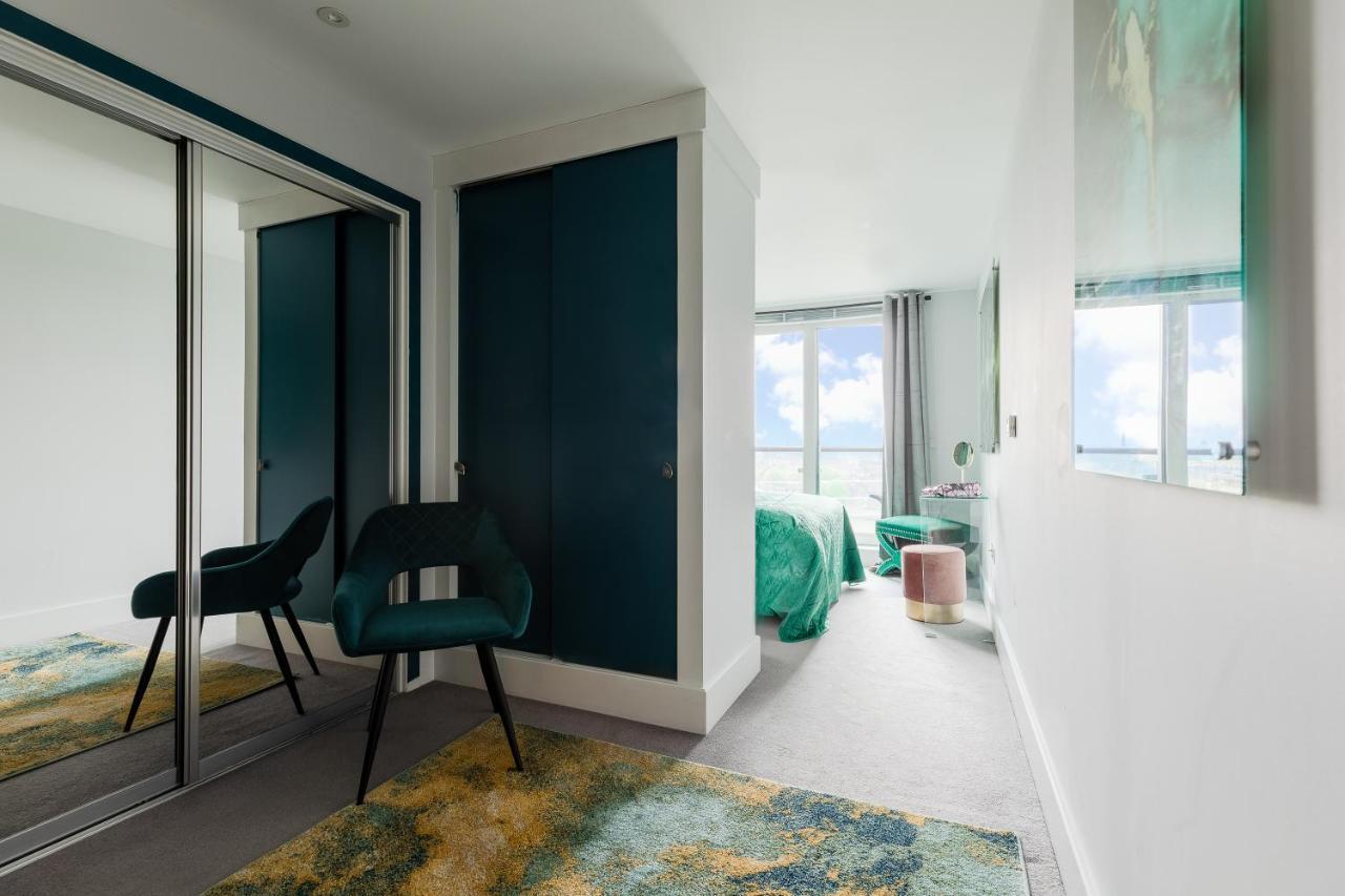 Thames View In Town! Large Luxxe Nomad Design Family * Londen