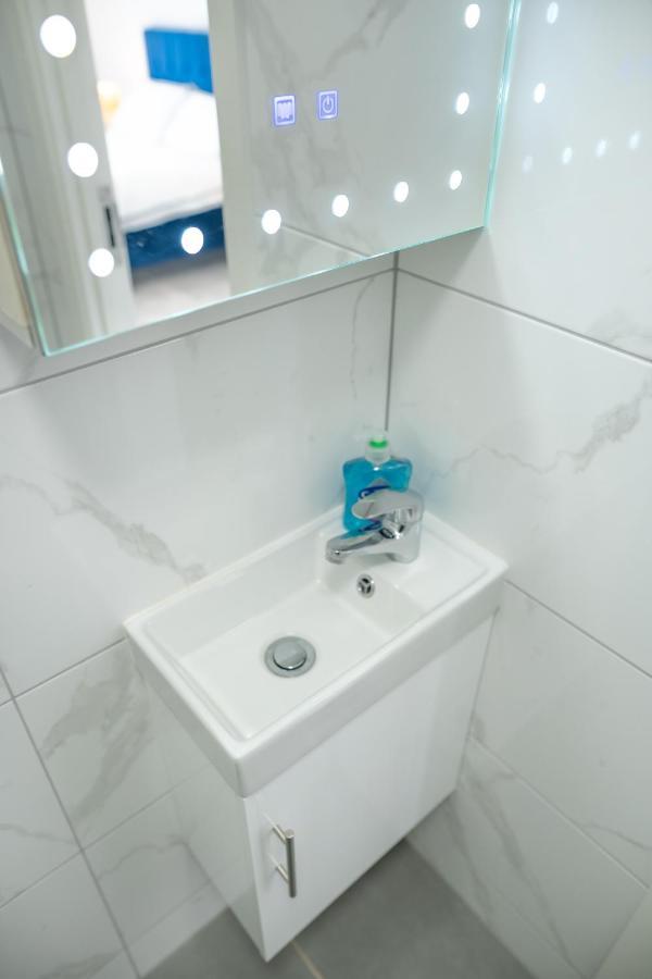 New One Bed Studio In The Lewisham Borough Free Parking! Apartamento