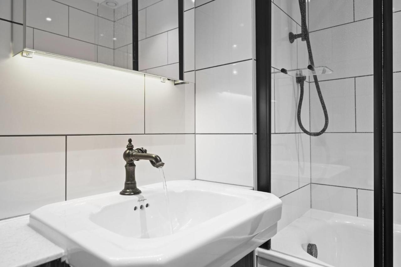 Apartment Modern And Chic At Ferrum Near Wembley Park *
