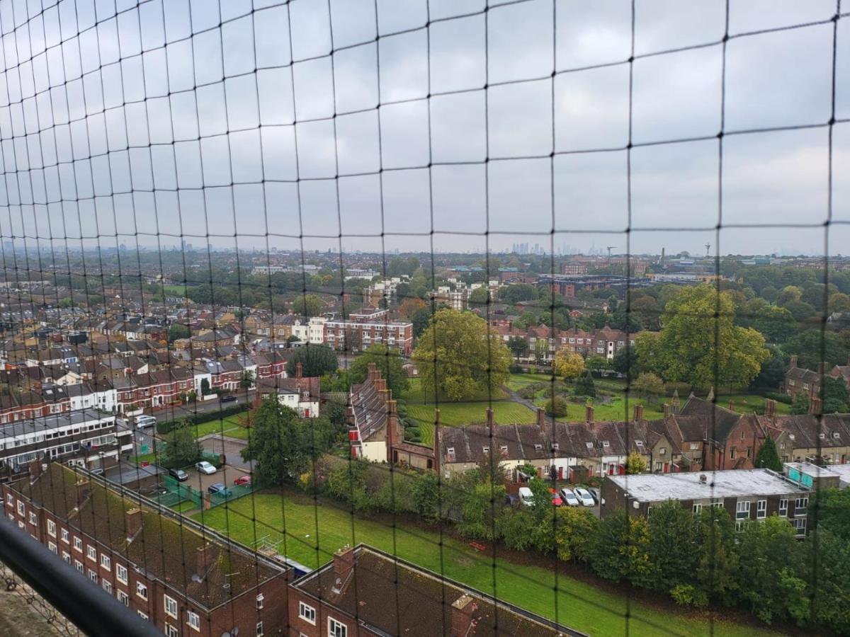 Double In A Cosy Flat In Tooting * Londres