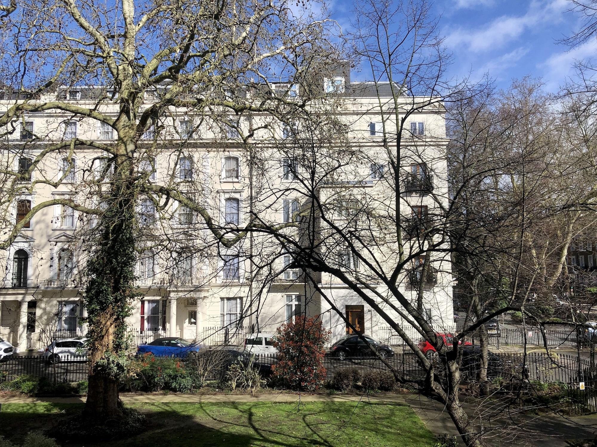 Mitre House Hotel