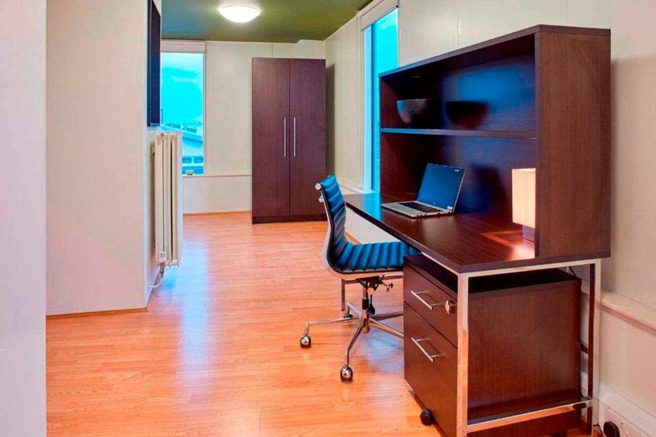 Premium And At Chapter Portobello In Apartment *