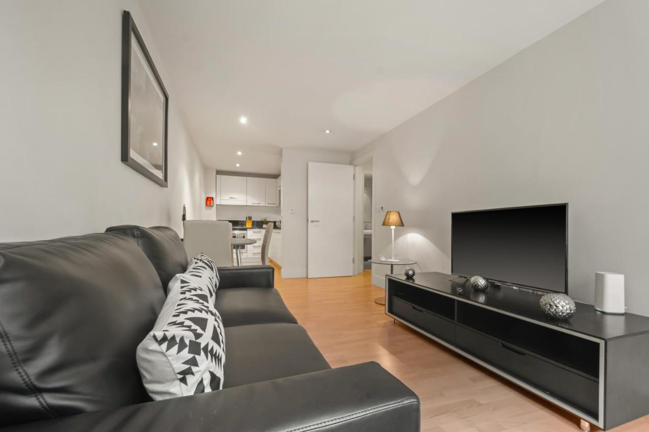 One Bed Serviced Near Blackfriars London
