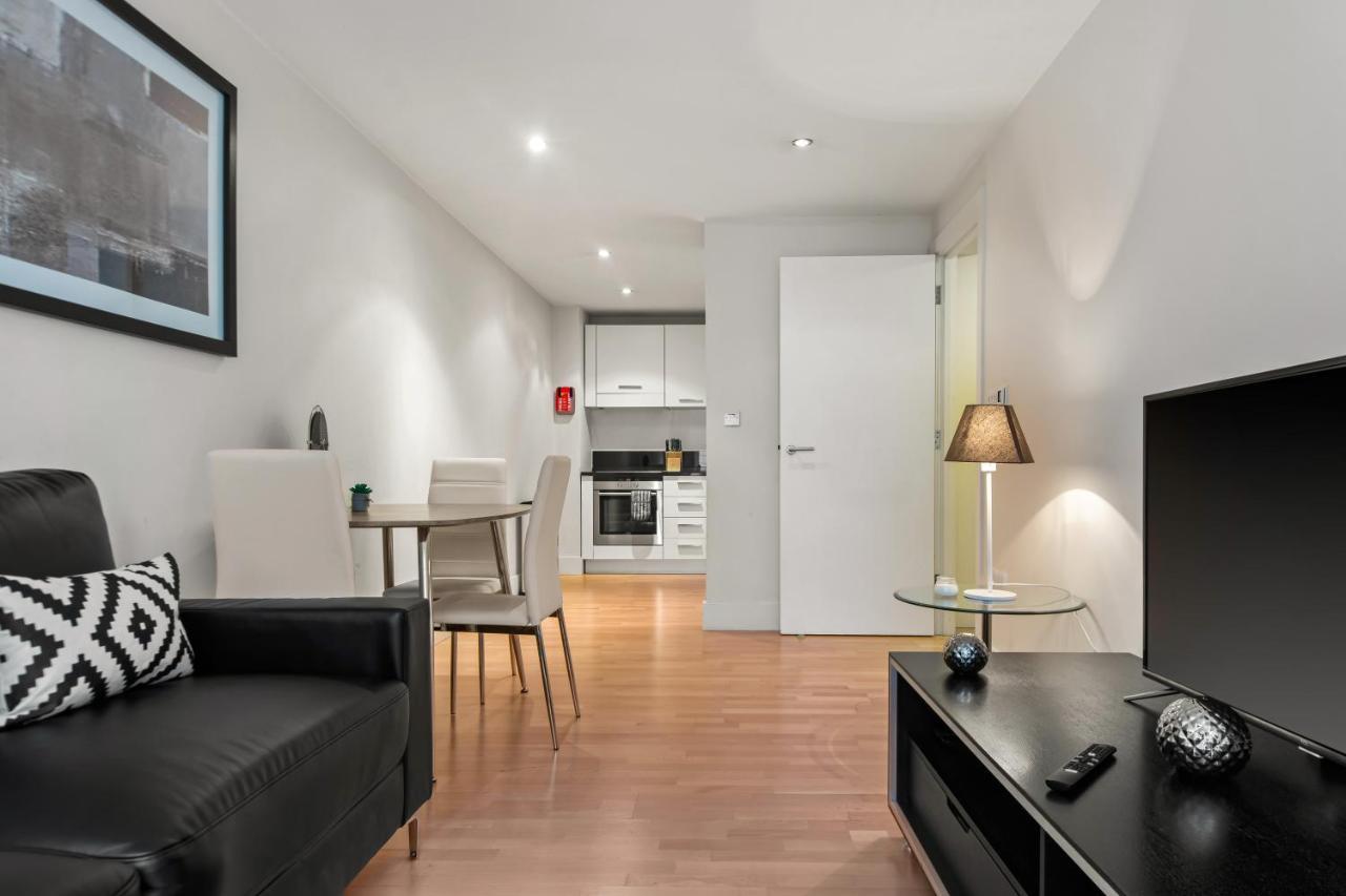 One Bed Serviced Near Blackfriars