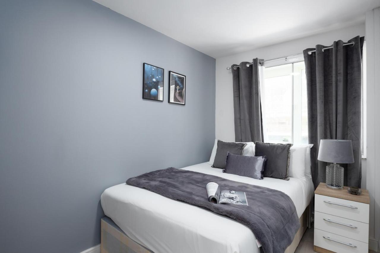Spacious 4 Bedroom House Next To Kensington Palace Apartamento