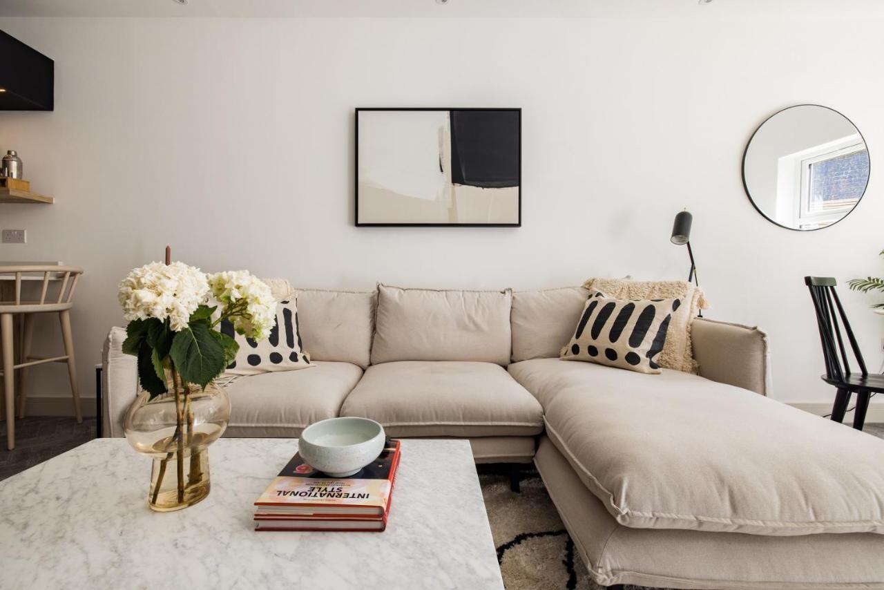 The Battersea Secret - Trendy 3bdr Flat With Patio London
