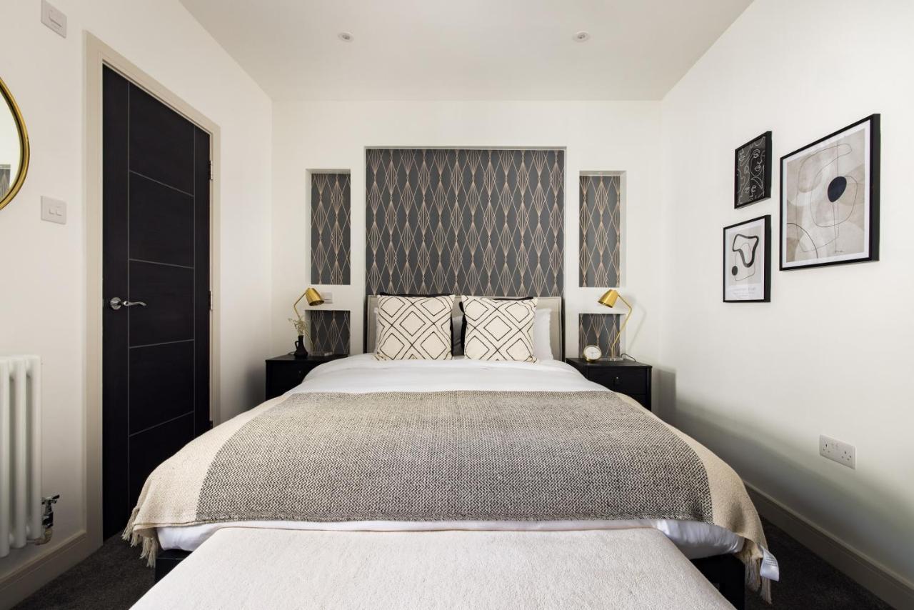 The Battersea Secret - Trendy 3bdr Flat With Patio London