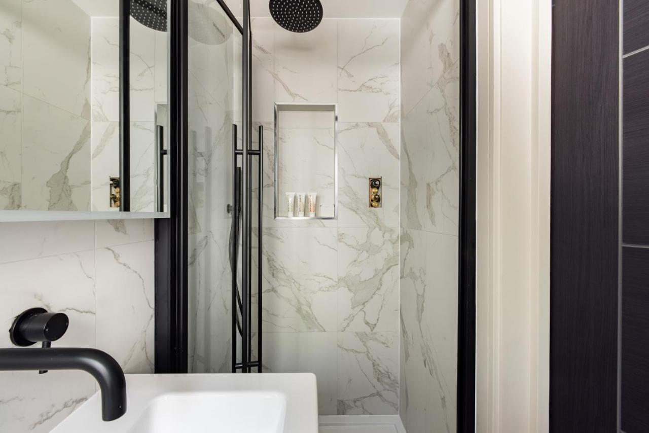 The Battersea Secret - Trendy 3bdr Flat With Patio Apartment