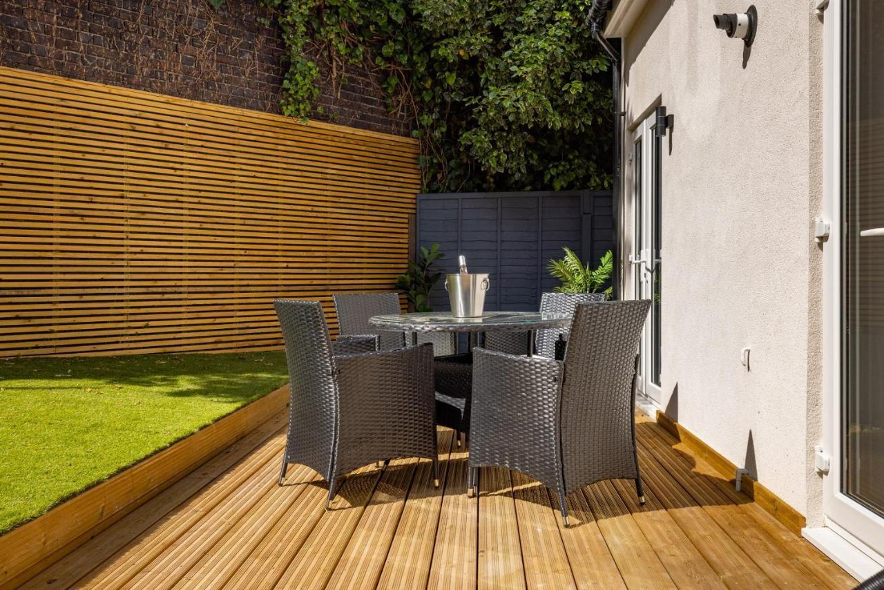The Battersea Secret - Trendy 3bdr Flat With Patio * London