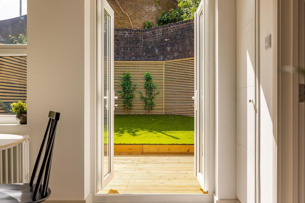 The Battersea Secret - Trendy 3bdr Flat With Patio * London