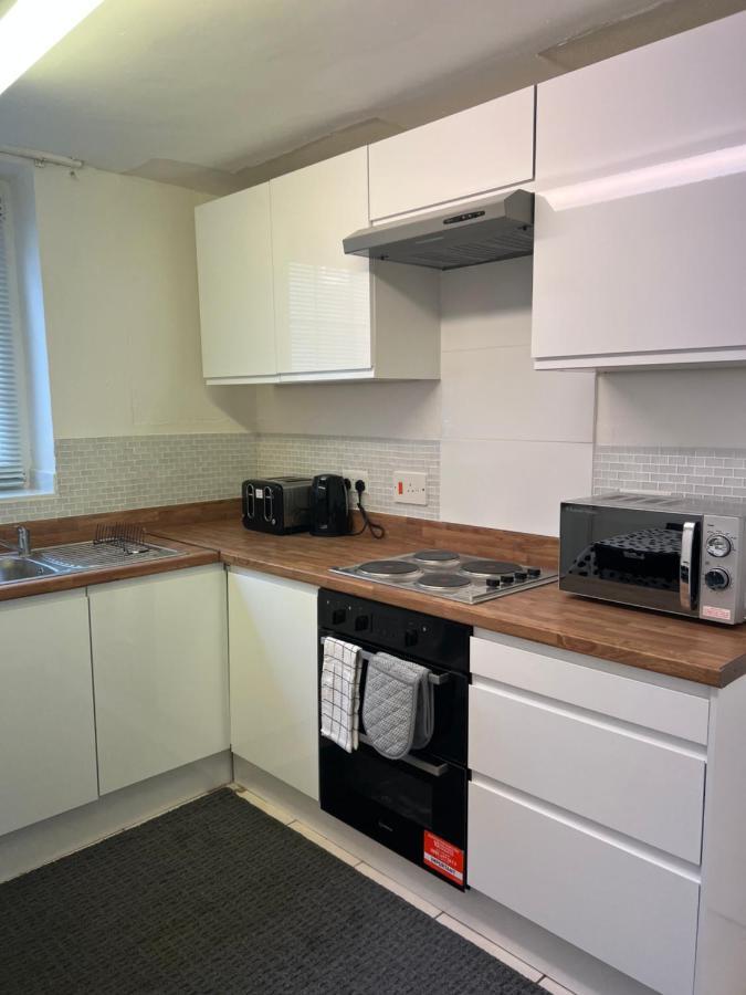 Modern 2 Bedroom Flat, 2 Minutes Walk To Bethnalgreen Station