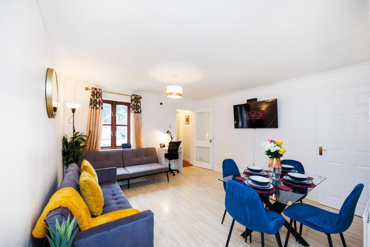 Apartamento Lovely 2 Bd Hse With Parking Near Excel *