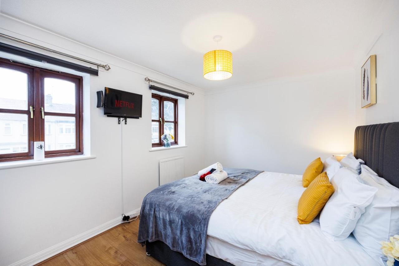 Apartamento Lovely 2 Bd Hse With Parking Near Excel *