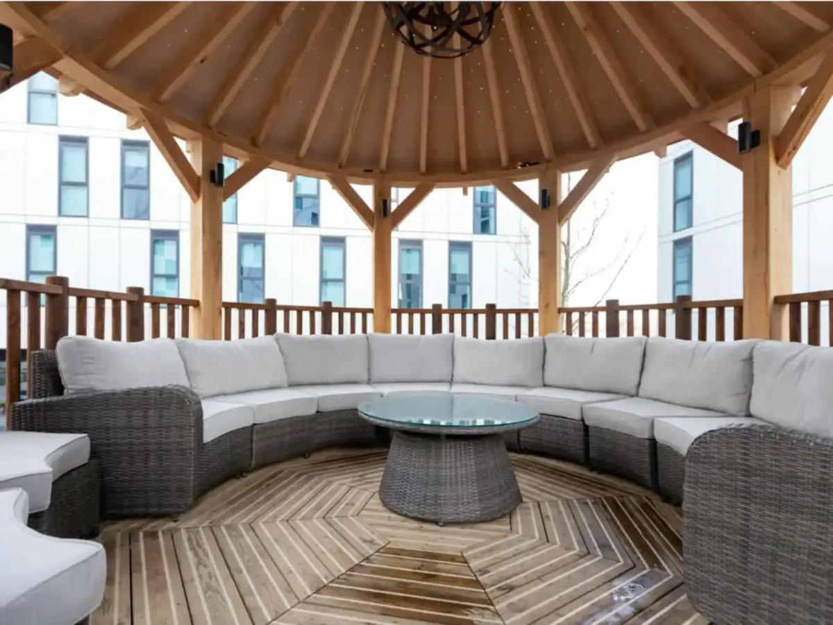 Modern Rooms In Wembley, Sk * Londen