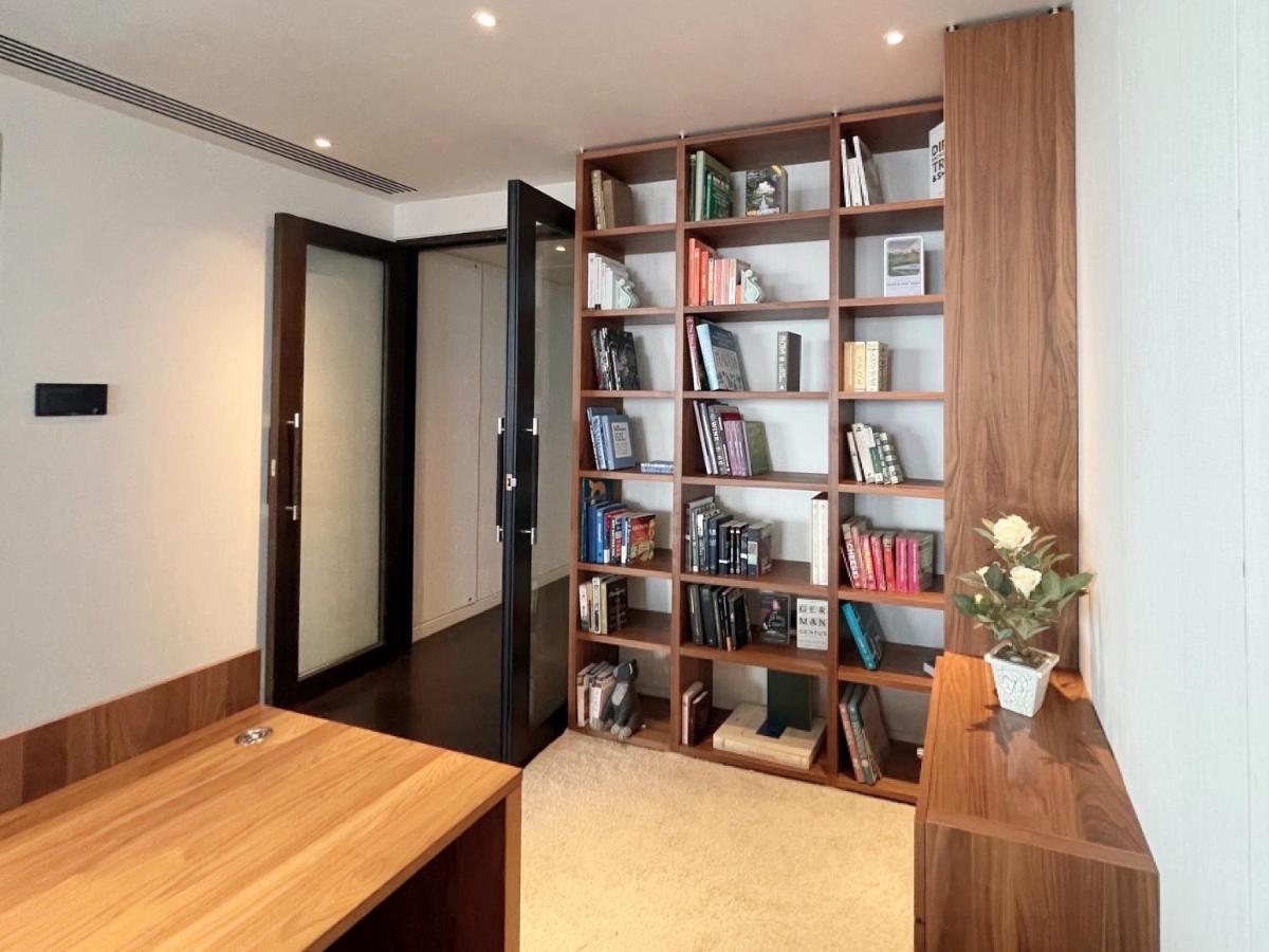 One Bedroom In Luxury On 30th Floor In Central With Breathtaking Skyline View Of Major Landmarks In London