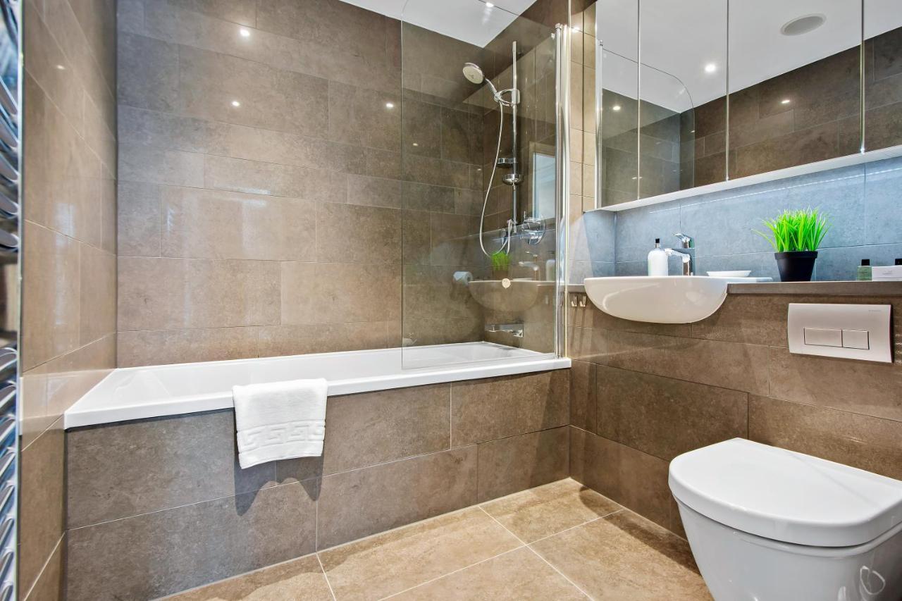 Apartment Mysquare Three Bedroom Serviced In Old Street *