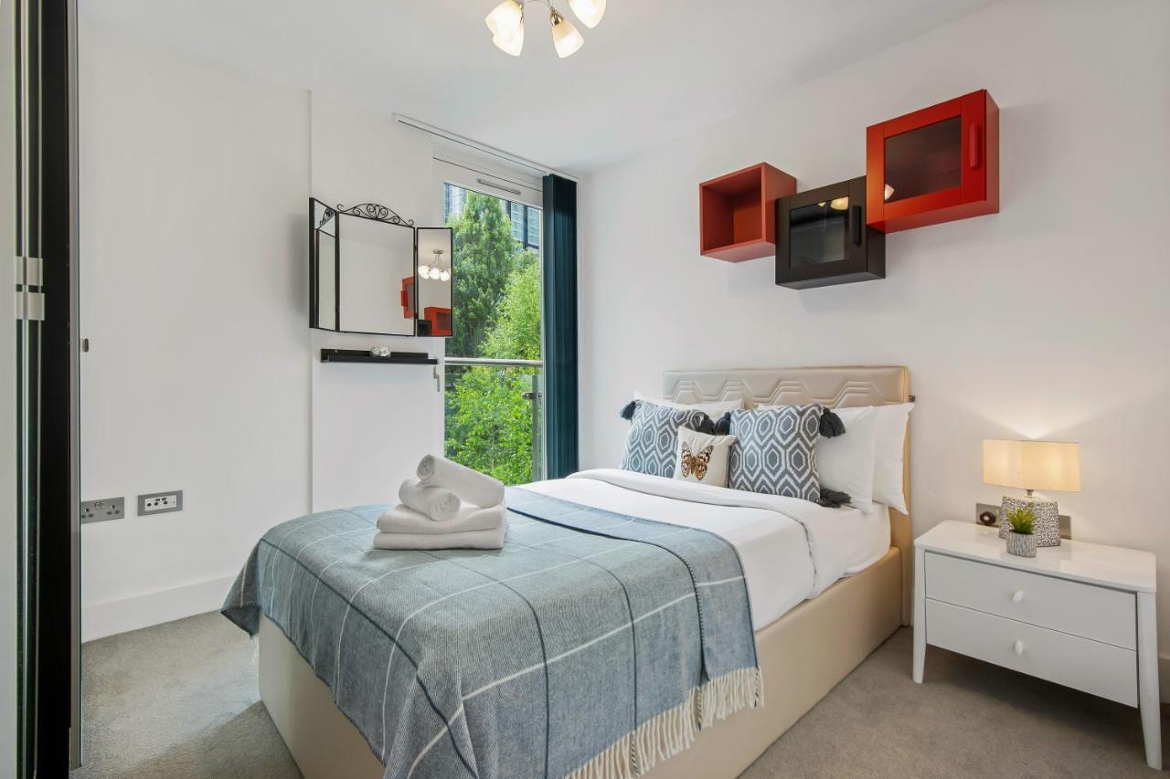 Mysquare Three Bedroom Serviced In Old Street Apartment
