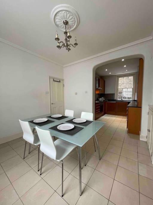 4 Bedroom Townhouse In Prime Location W2 Paddington Hyde Park Apartment