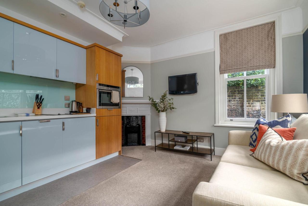 5 Doughty Street - Urban London