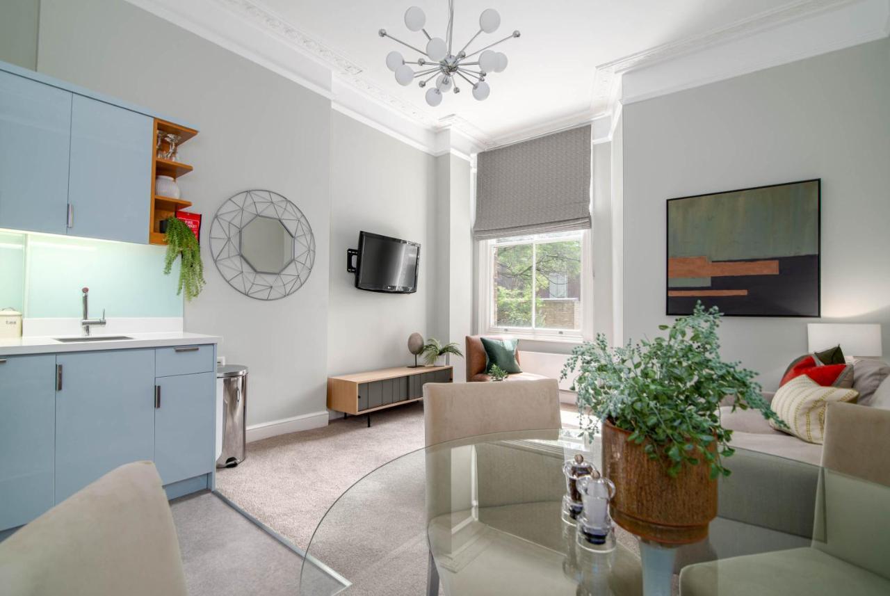 5 Doughty Street - Urban London