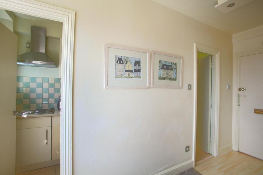 Cosy Studio In South Kensington London
