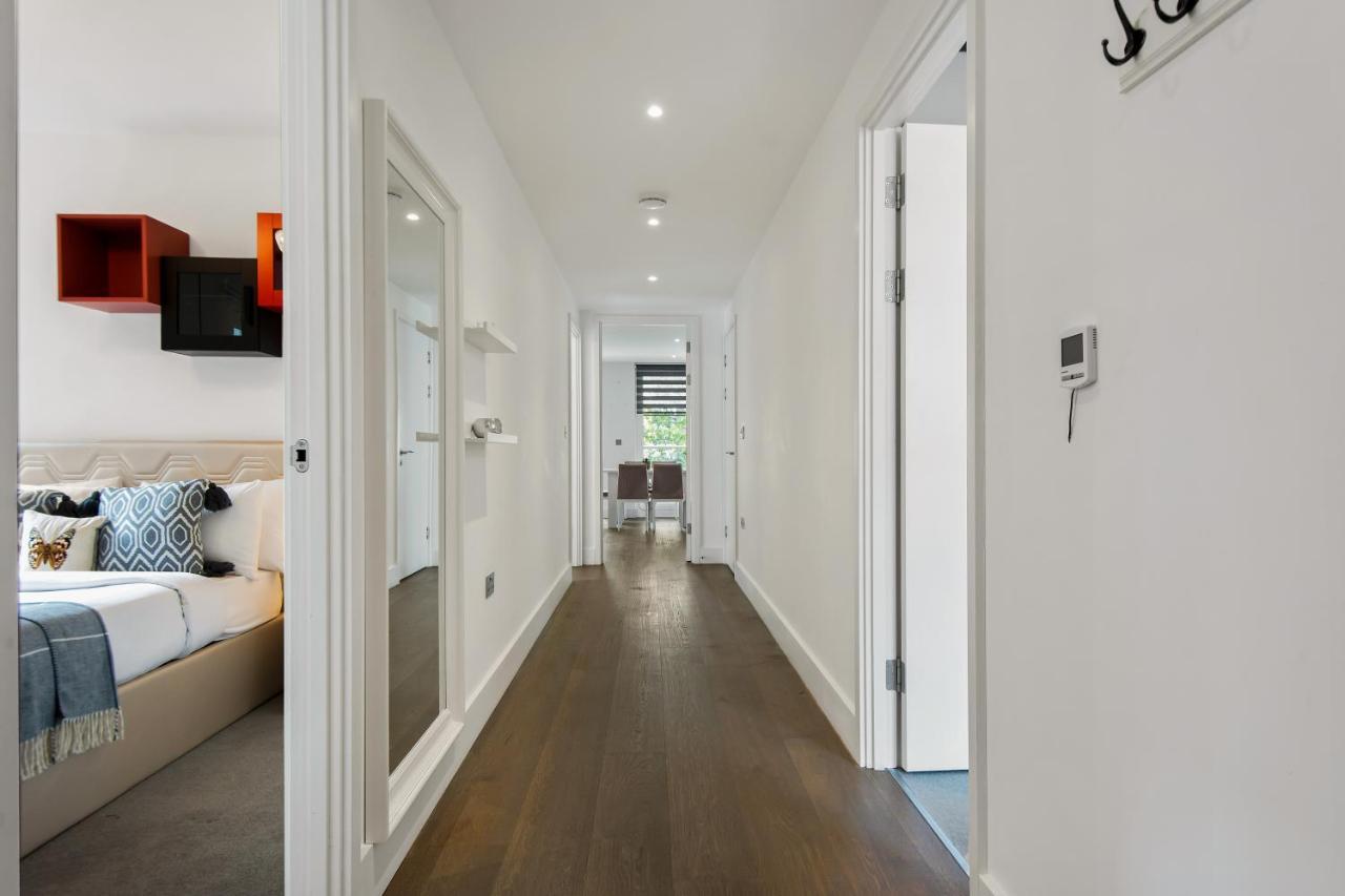 Mysquare Three Bedroom Serviced In Old Street Apartment London