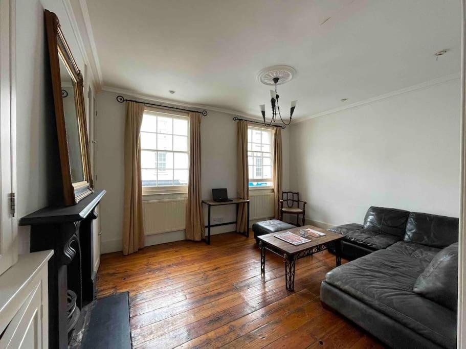 Apartment 4 Bedroom Townhouse In Prime Location W2 Paddington Hyde Park