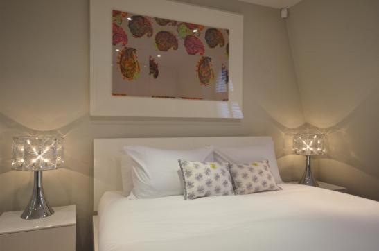 The Kensington Apartment