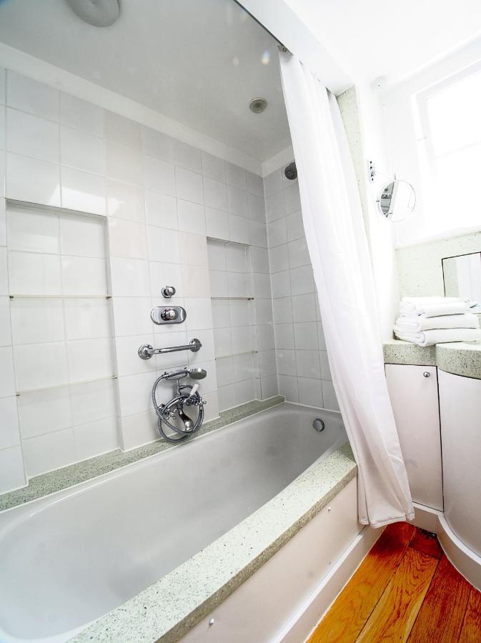 Serene Townhouse With Parking Сasa de vacaciones *