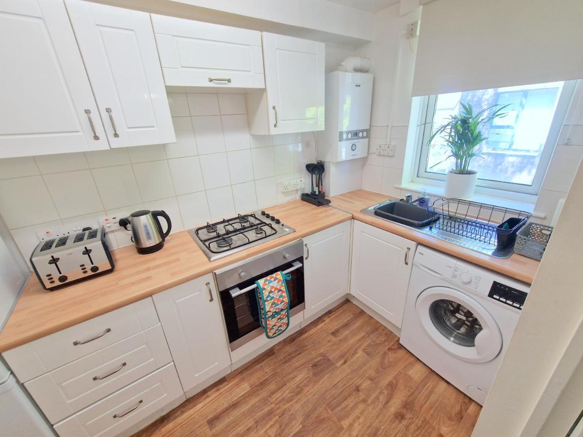 Flat In Battersea, 5 Minutes From Clapham Junction Station Londen